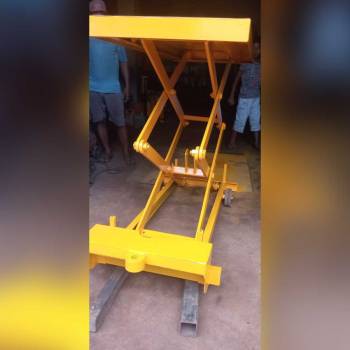 Scissor Lift Manufacturers in Delhi